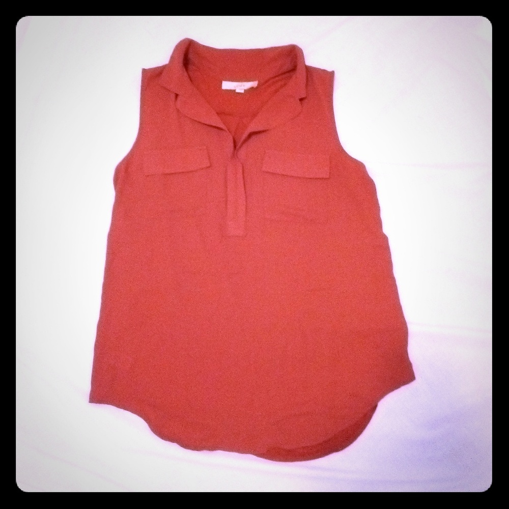 Women's flowy cotton blouse
